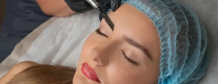 Micropigmentação de sobrancelhas